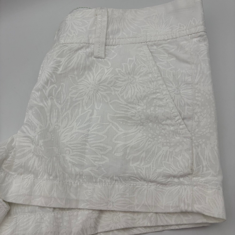 Lilly Pulitzer The Walsh Floral Print Shorts White Casual Size 2‎ Summer Beach